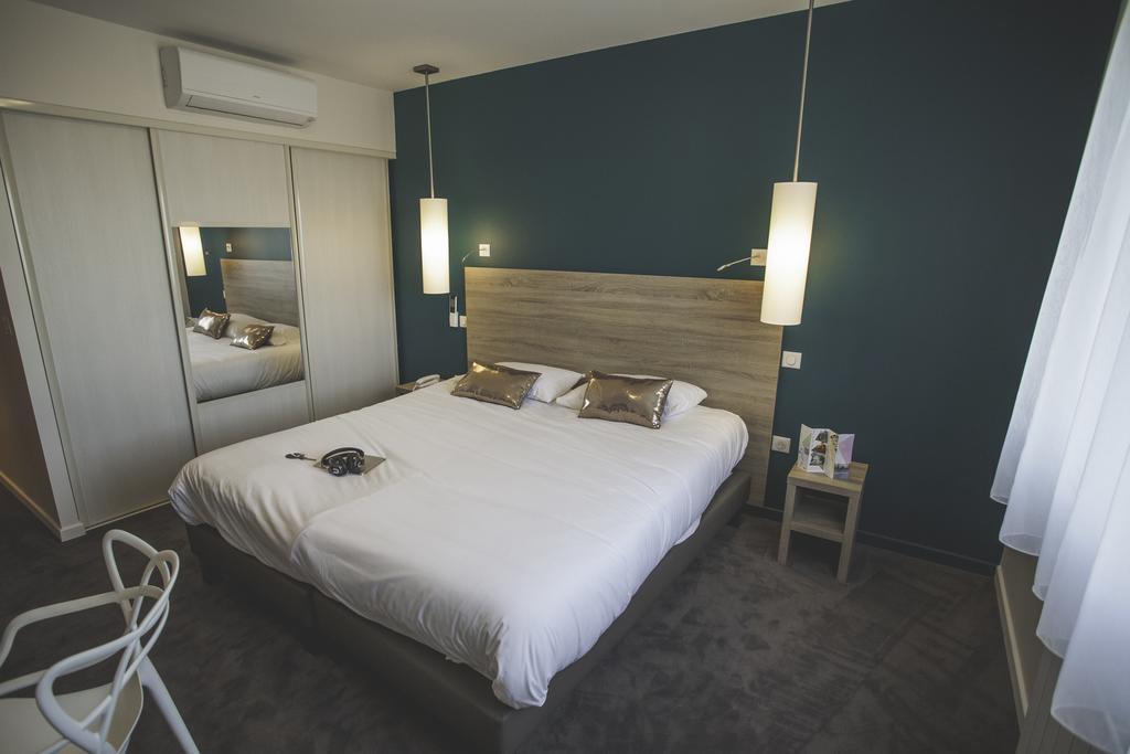 Hotel Karene Saint-Paul-les-Romans Ngoại thất bức ảnh